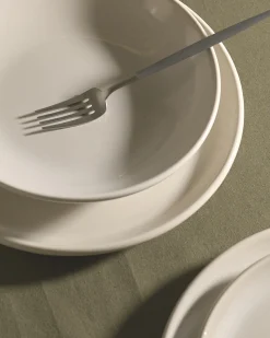 Robert Gordon Plates-Terra Dinner Plate / Coast